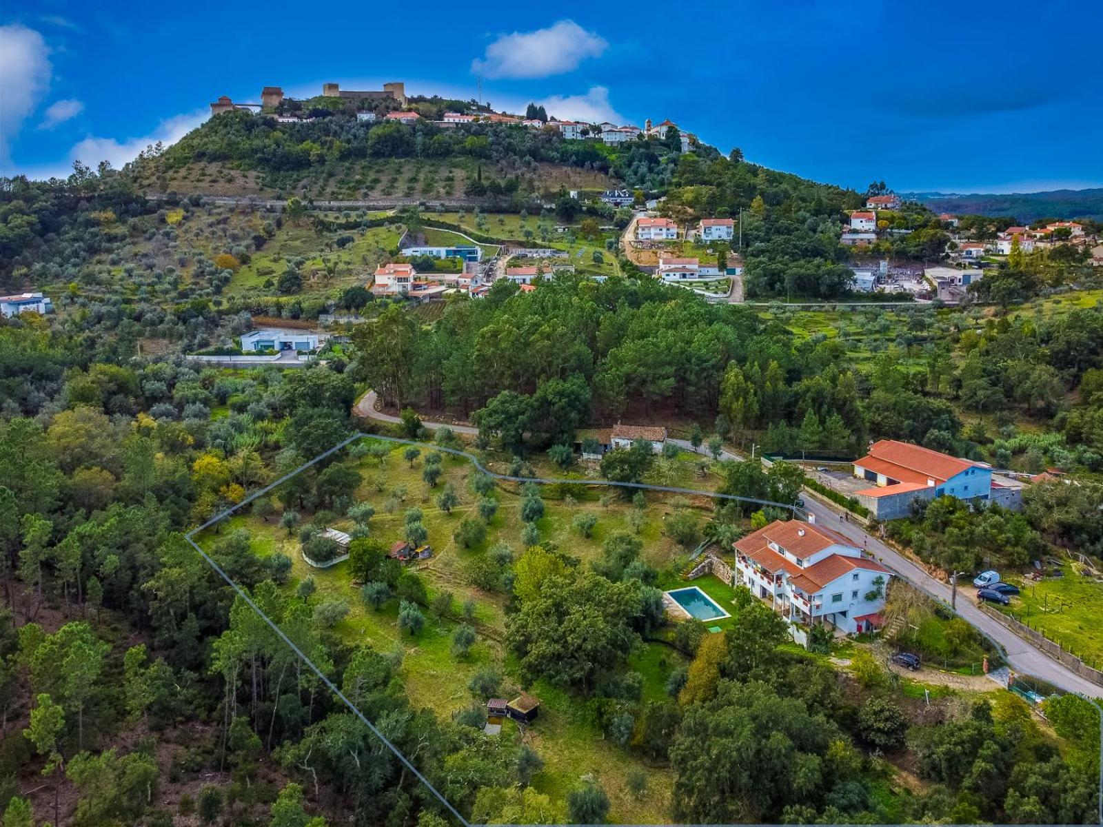 Abrigo Do Castelo - Pica-Pau Apartment โอเร็ม ภายนอก รูปภาพ